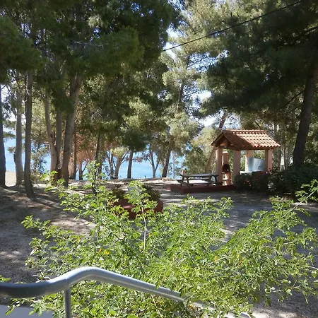 Kefallonia Bay * Spartia (Kefalonia)